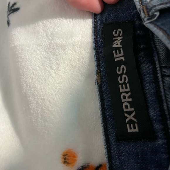 Blue jeans - Picture 2 of 4